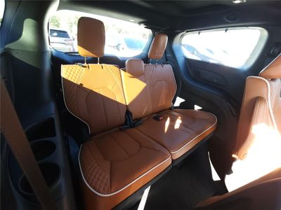 2026 2026 Chrysler Pacifica - Photo 8