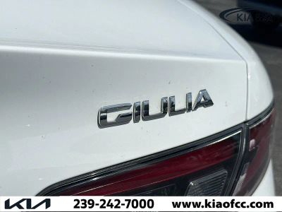 2024 Alfa Romeo Giulia — photo 10 view