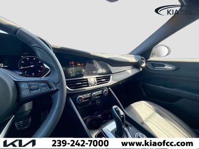 2024 Alfa Romeo Giulia — photo 24 view