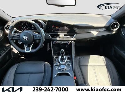 2024 Alfa Romeo Giulia — photo 14 view