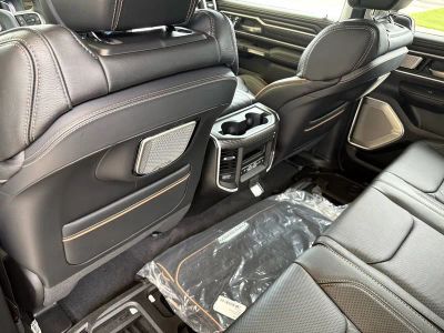 2026 Ram 1500 — photo 11 view