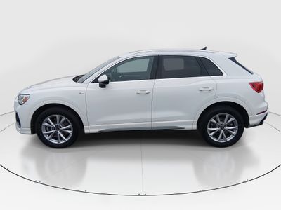 2023 Audi Q3 - Photo 4