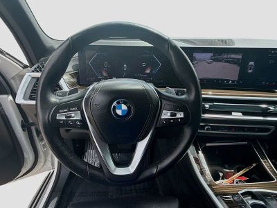 2025 BMW X5 — photo 8 view
