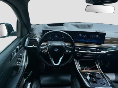 2025 BMW X5 — photo 18 view