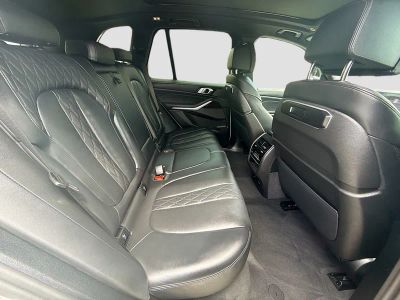 2025 BMW X5 — photo 26 view