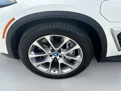 2025 BMW X5 — photo 34 view