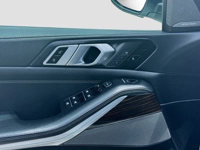 2025 BMW X5 — photo 14 view