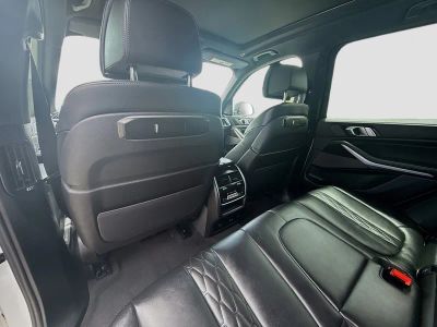 2025 BMW X5 — photo 22 view