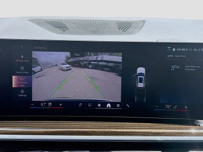2025 BMW X5 — photo 11 view