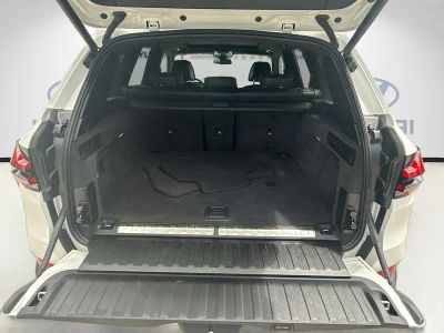 2025 BMW X5 — photo 24 view