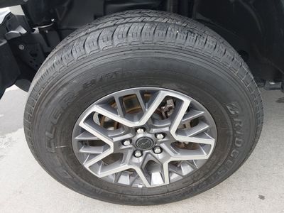 2025 Jeep Wrangler — photo 10 view