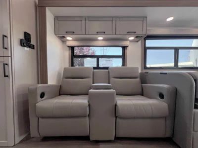 2027 Entegra ODYSSEY — photo 9 view