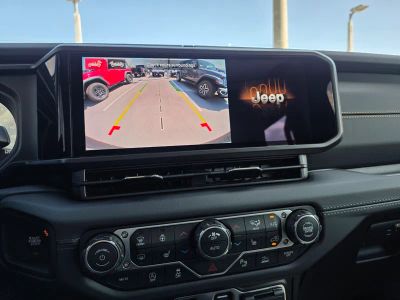 2026 Jeep Wrangler — photo 20 view