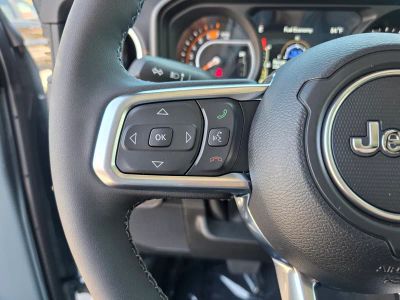 2026 Jeep Wrangler — photo 17 view