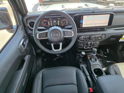 2026 Jeep Wrangler — photo 10 view