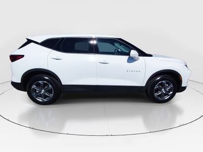 2025 Chevrolet Blazer - Photo 8
