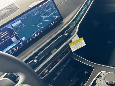 2026 BMW X5 — photo 40 view