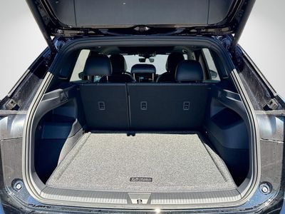 2026 Volkswagen Tiguan — photo 11 view