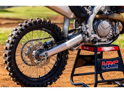 2026 Honda CRF450R - Photo 12
