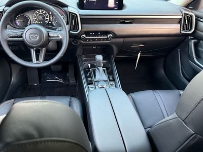 2026 Mazda CX-50 Hybrid - Photo 11