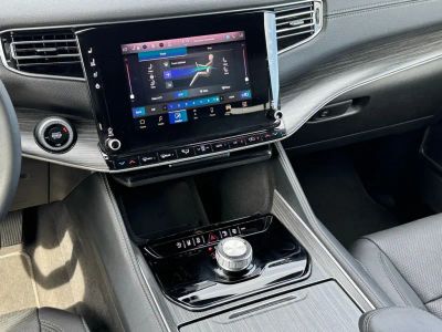 2024 Jeep Wagoneer L - Photo 29