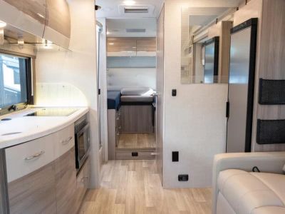 2024 Thor Motor Coach TIBURON - Photo 5