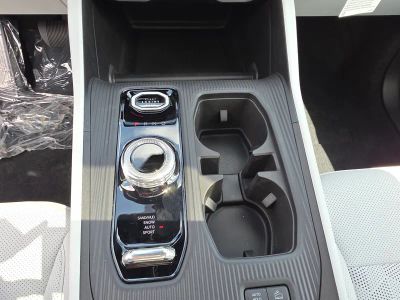 2026 Jeep Cherokee — photo 16 view