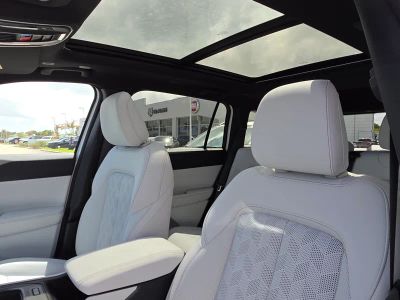 2026 Jeep Cherokee — photo 12 view