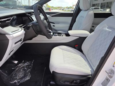 2026 Jeep Cherokee — photo 13 view