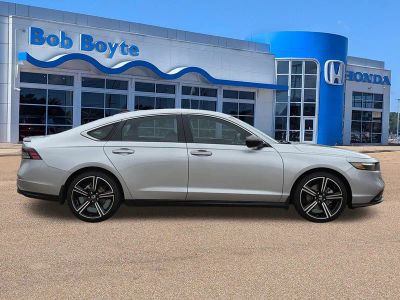 2025 Honda Accord Hybrid - Photo 4