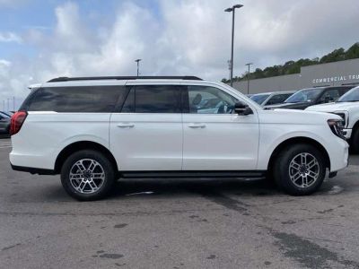 2026 Ford Expedition - Photo 2