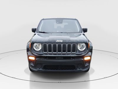 2023 Jeep Renegade - Photo 2