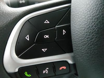2023 Jeep Renegade - Photo 12