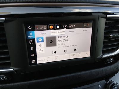 2024 Chrysler Voyager - Photo 17