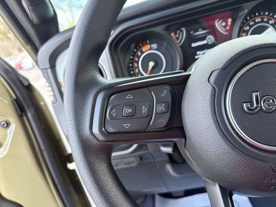 2026 Jeep Wrangler — photo 15 view