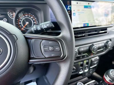 2026 Jeep Wrangler — photo 16 view
