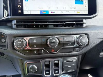 2026 Jeep Wrangler — photo 21 view