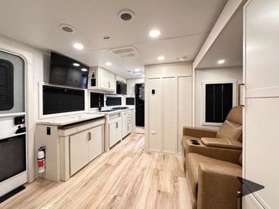 2026 Brinkley Model Ix - Photo 21