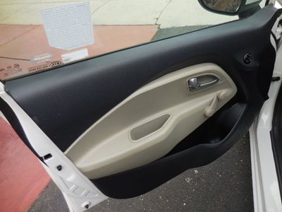 2012 Kia Rio - Photo 11