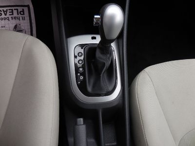 2012 Kia Rio - Photo 14