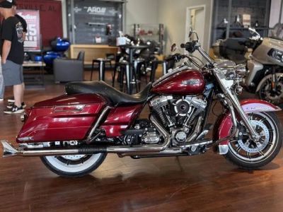 2016 Harley-Davidson® FLHR - Road King® — front three-quarter view