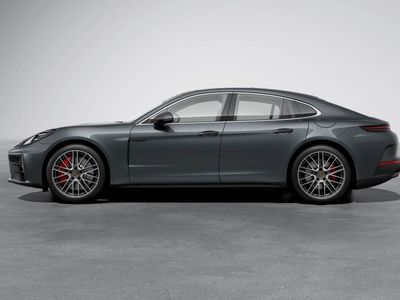 2026 Porsche Panamera - Photo 2