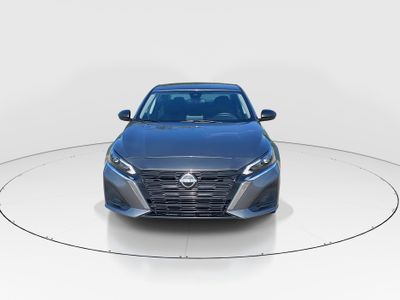 2024 Nissan Altima - Photo 2