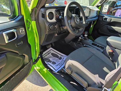 2026 Jeep Wrangler — photo 14 view