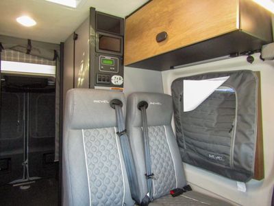 2026 Winnebago REVEL - Photo 7