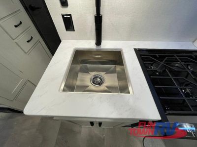 2026 Coachmen RV Chaparral Lite - Photo 10