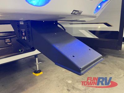 2026 Coachmen RV Chaparral Lite - Photo 4