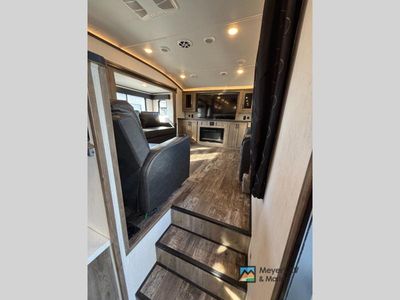 2021 Forest River RV Sabre - Photo 9
