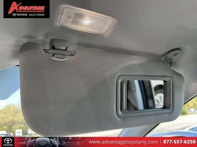 2025 Toyota Camry — photo 39 view
