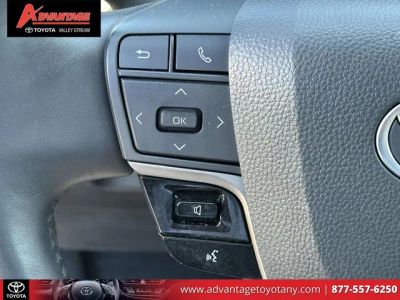 2025 Toyota Camry — photo 25 view